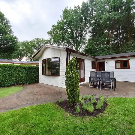 Chalet Huize Bosrijk Aan Het Water Kootwijk