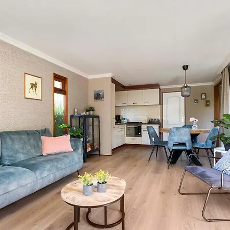 Huize Bosrijk Aan Het Water Chalet