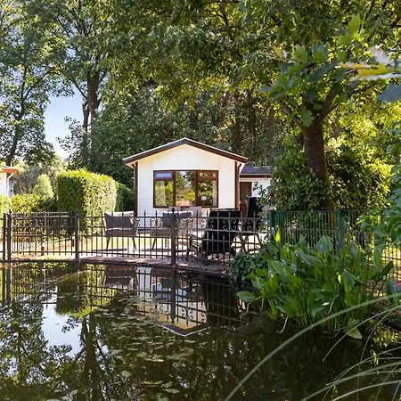 Chalet Huize Bosrijk Aan Het Water Kootwijk
