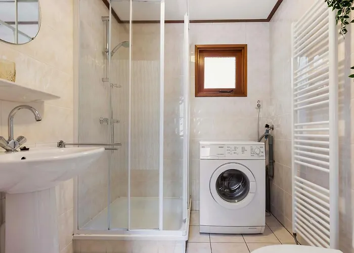 Huize Bosrijk Aan Het Water Chalet